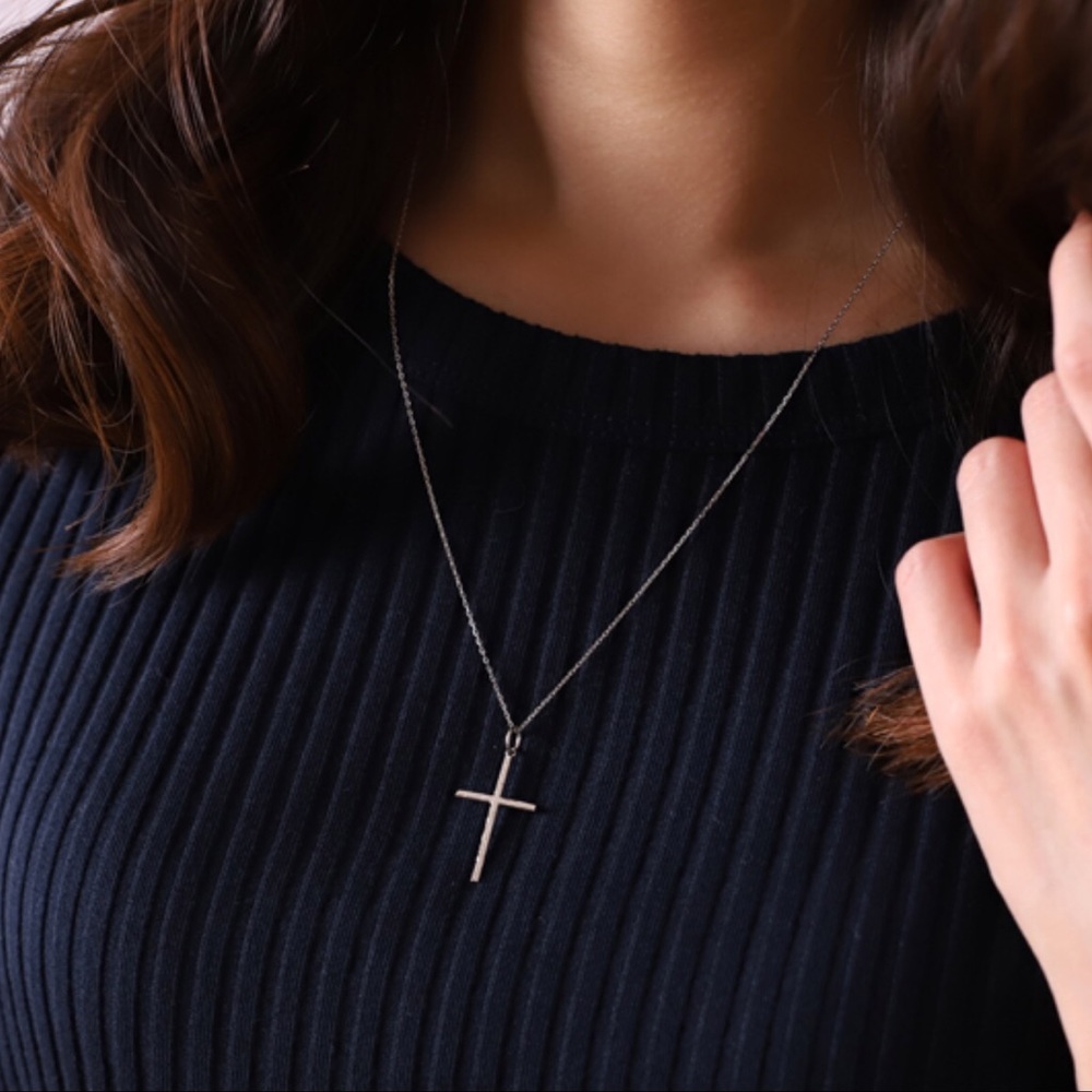 Silver Cross Pendant Necklace